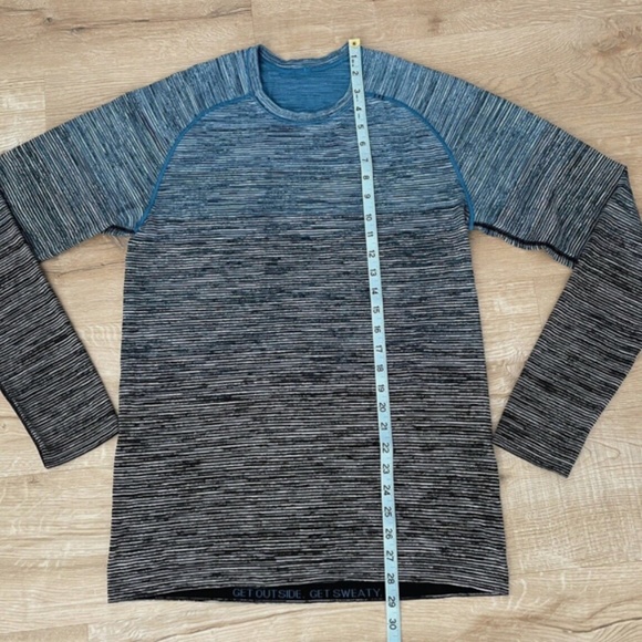 Lululemon Vent Tech Ombre Shirt - Picture 16 of 16